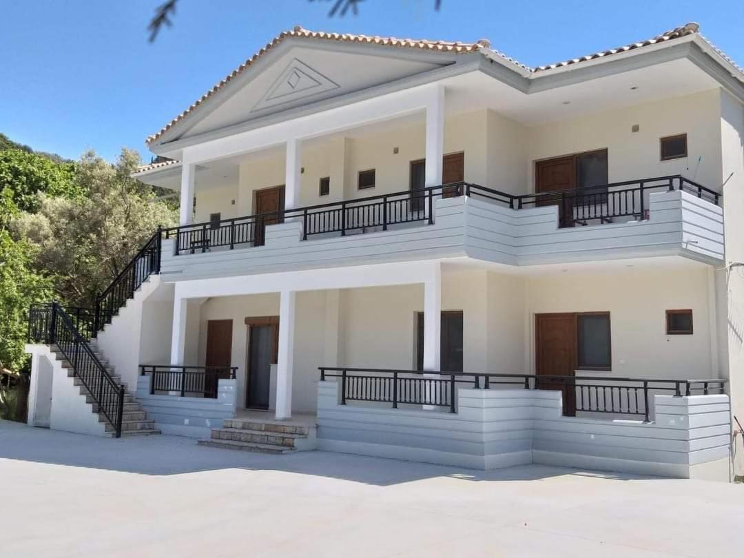 Chris Studios Vasilikí Exterior foto